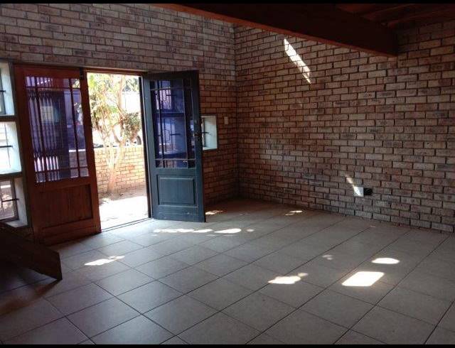 50M² OFFICE RENTED IN NEWTON PARK